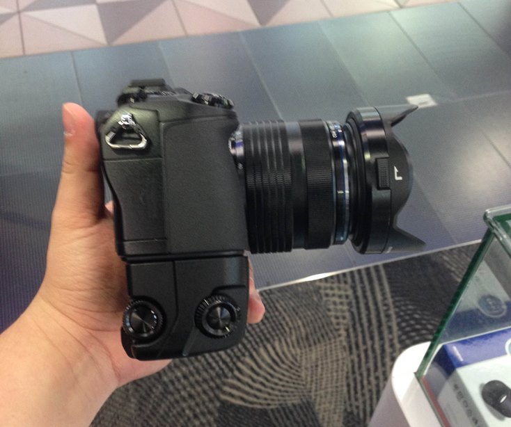 Em1 + grip 3